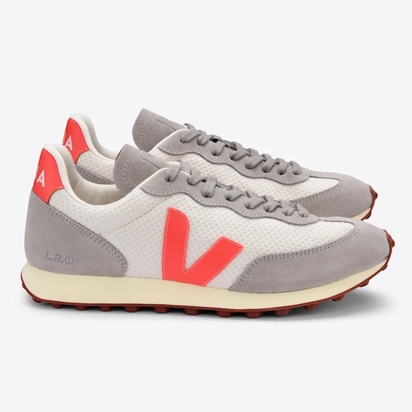 Veja Shoes - Sold Veja | Women’s Rio Branco Hexamesh Sneakers in Gravel Orange Grey Size 6
